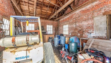 PRIME COMMERCIAL LISTING WITH NUMEROUS POSSIBILITIES TO MONETIZE - photo 22