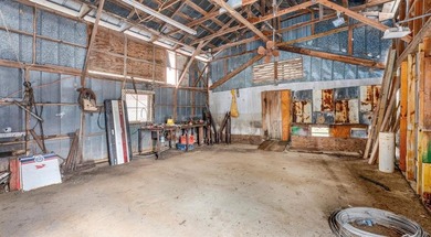 PRIME COMMERCIAL LISTING WITH NUMEROUS POSSIBILITIES TO MONETIZE - photo 25
