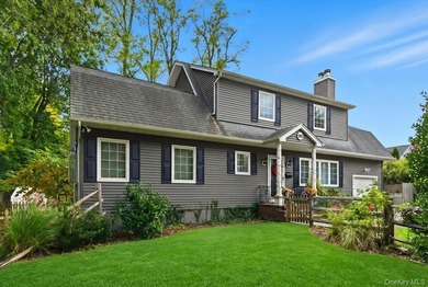 Perfectly appointed on a quiet country lane in desirable Locust - photo 2