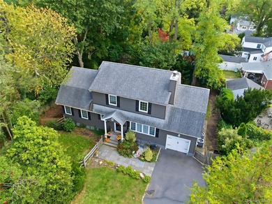 Perfectly appointed on a quiet country lane in desirable Locust - photo 3