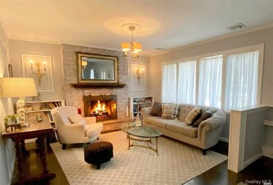 Perfectly appointed on a quiet country lane in desirable Locust - photo 5