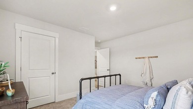 Enjoy Exclusive Homeowner Perks Right in your Backyard! All new - photo 18