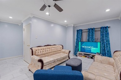 Beautiful Diamond Condition 2 Family Home In The Heart Of The - photo 15