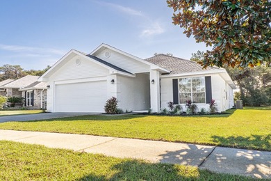 Located in the extremely popular Paradise Retreat subdivision - photo 3