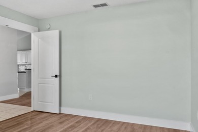 Located in the extremely popular Paradise Retreat subdivision - photo 7