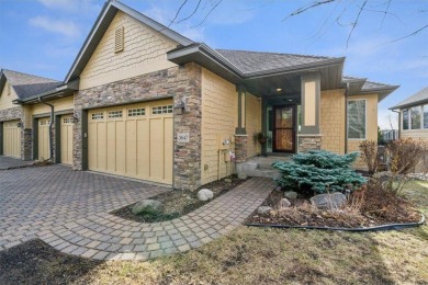 Lake Townhome/Townhouse Off Market in Prior Lake, Minnesota