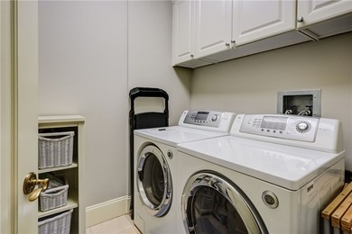 Downtown Luxury! The Sagamore on East features elegant living at - photo 10