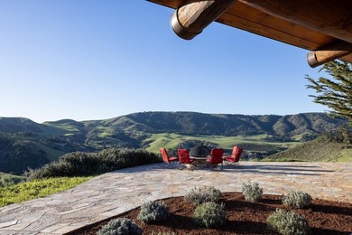 Set on a scenic ridge with panoramic views encompassing historic - photo 11