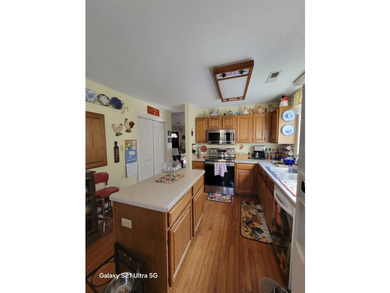 Great location near the ocean, restaurants and the Surfside - photo 14