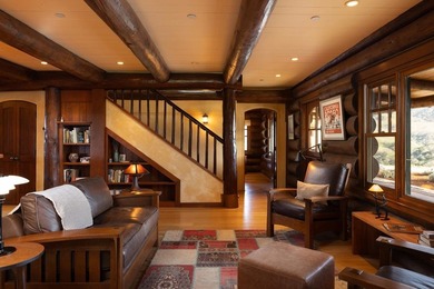 Set on a scenic ridge with panoramic views encompassing historic - photo 18