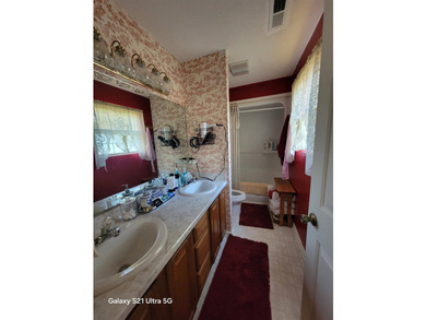 Great location near the ocean, restaurants and the Surfside - photo 19