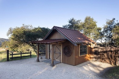 Set on a scenic ridge with panoramic views encompassing historic - photo 32