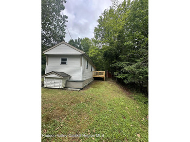 Charming Updated 2-Bedroom, 1-Bath Single-Family Home in a - photo 3
