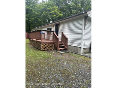 Charming Updated 2-Bedroom, 1-Bath Single-Family Home in a - photo 4