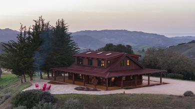Set on a scenic ridge with panoramic views encompassing historic - photo 38