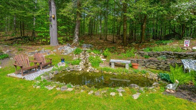 Welcome to this well-maintained Colonial-style home offering 3 - photo 10