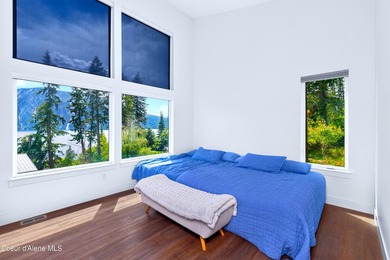 SPECTACULAR lake waterfront access with GIGANTIC lake views and - photo 12
