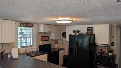 Perfect weekender or permanent residence on Lake Wateree! 3 - photo 19