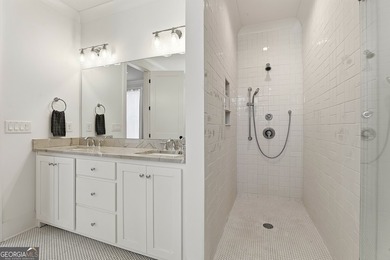 Experience the perfect blend of modern luxury tranquility in - photo 21