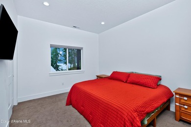 SPECTACULAR lake waterfront access with GIGANTIC lake views and - photo 25