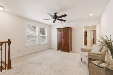 Nestled right in the heart of a high-energy, lively neighborhood - photo 29