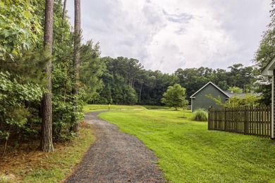 Nestled right in the heart of a high-energy, lively neighborhood - photo 40