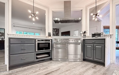 Welcome to 7 Inverness Place, a fully remodeled golf-front home - photo 40