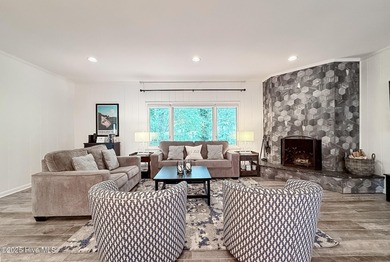 Welcome to 7 Inverness Place, a fully remodeled golf-front home - photo 45