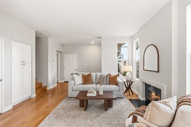 Rare opportunity to own a beautifully updated end unit townhome - photo 14