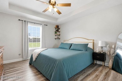 Welcome home to the perfect blend of space, comfort, and - photo 16