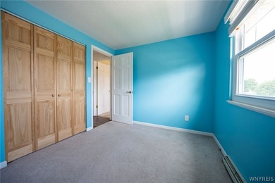 Welcome to 3933 Sharondale Drive! This inviting 3-bedroom - photo 19