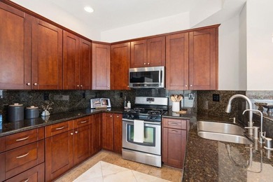 Rare opportunity to own a beautifully updated end unit townhome - photo 19