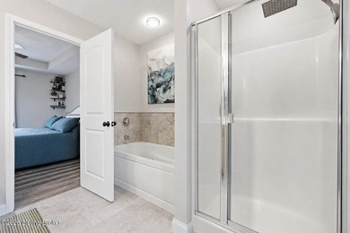 Welcome home to the perfect blend of space, comfort, and - photo 20