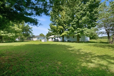 Country living with the convenience of the city just minutes - photo 21