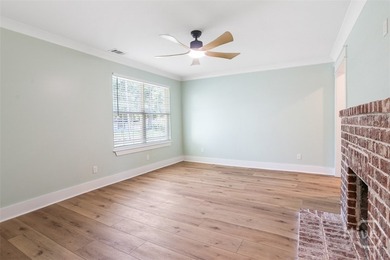 LIKE NEW WITH NO HOA! Completely renovated and move-in ready - photo 22