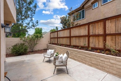 Rare opportunity to own a beautifully updated end unit townhome - photo 24