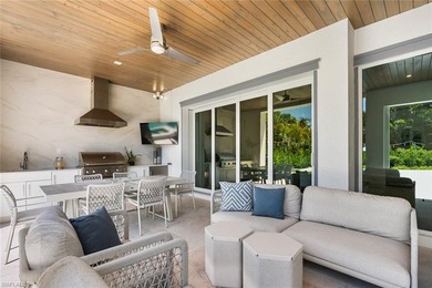 Located on a prominent corner lot just one mile from 5th Avenue - photo 25