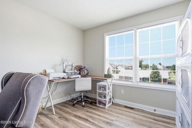 Welcome home to the perfect blend of space, comfort, and - photo 25