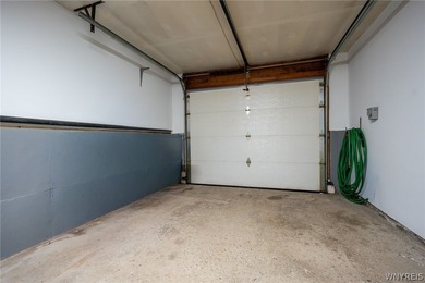 Welcome to 3933 Sharondale Drive! This inviting 3-bedroom - photo 28
