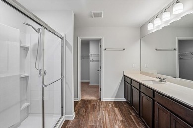 Welcome to this beautifully appointed 4-bedroom, 2.5-bath home - photo 28