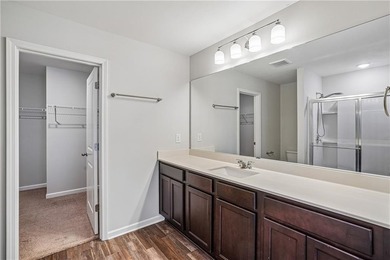 Welcome to this beautifully appointed 4-bedroom, 2.5-bath home - photo 29