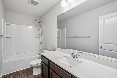 Welcome to this beautifully appointed 4-bedroom, 2.5-bath home - photo 30