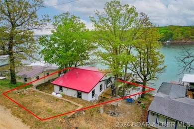 Lake of the Ozarks Home For Sale in Edwards Missouri