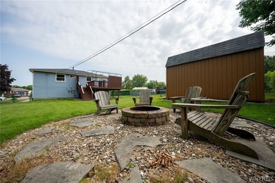 Welcome to 3933 Sharondale Drive! This inviting 3-bedroom - photo 34