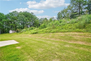 Welcome to this beautifully appointed 4-bedroom, 2.5-bath home - photo 38