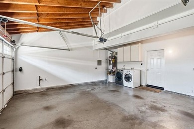 Rare opportunity to own a beautifully updated end unit townhome - photo 38