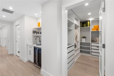 Located on a prominent corner lot just one mile from 5th Avenue - photo 39