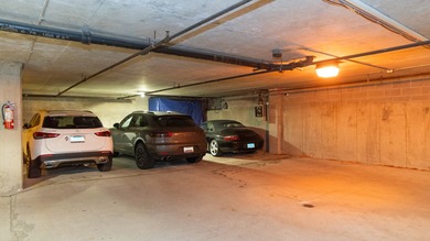 Rarely available approx. 3,500 sq ft on one-floor penthouse in