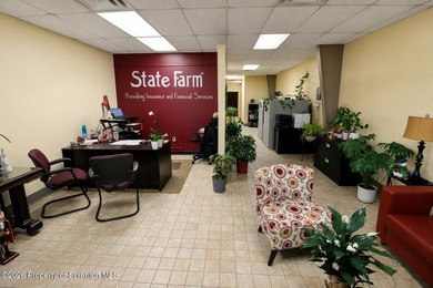 Excellent investment opportunity in a high-visibility - photo 4