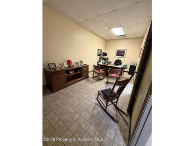 Excellent investment opportunity in a high-visibility - photo 5